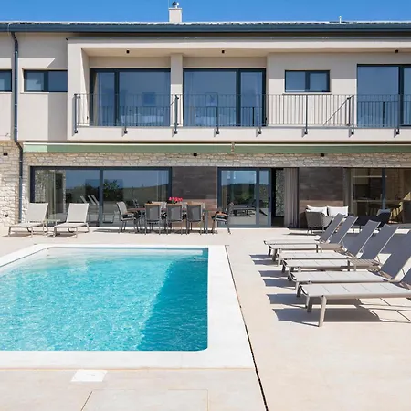 Ferienhaus Gorgeous In With Sauna Bale